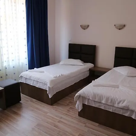 Santorini De Inchiriat Mamaia Nord Guest house Navodari