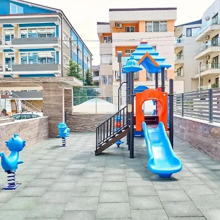 Santorini De Inchiriat Mamaia Nord Penzion 3*