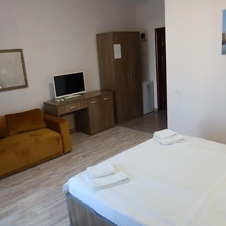 Santorini De Inchiriat Mamaia Nord 3* Năvodari
